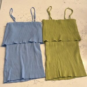 Bundle of 2 Knit tank tops size M